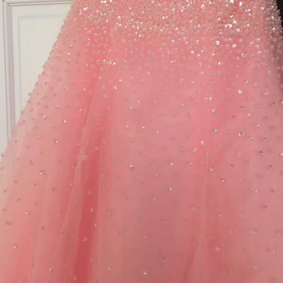 Dress - Picture 3 of 7